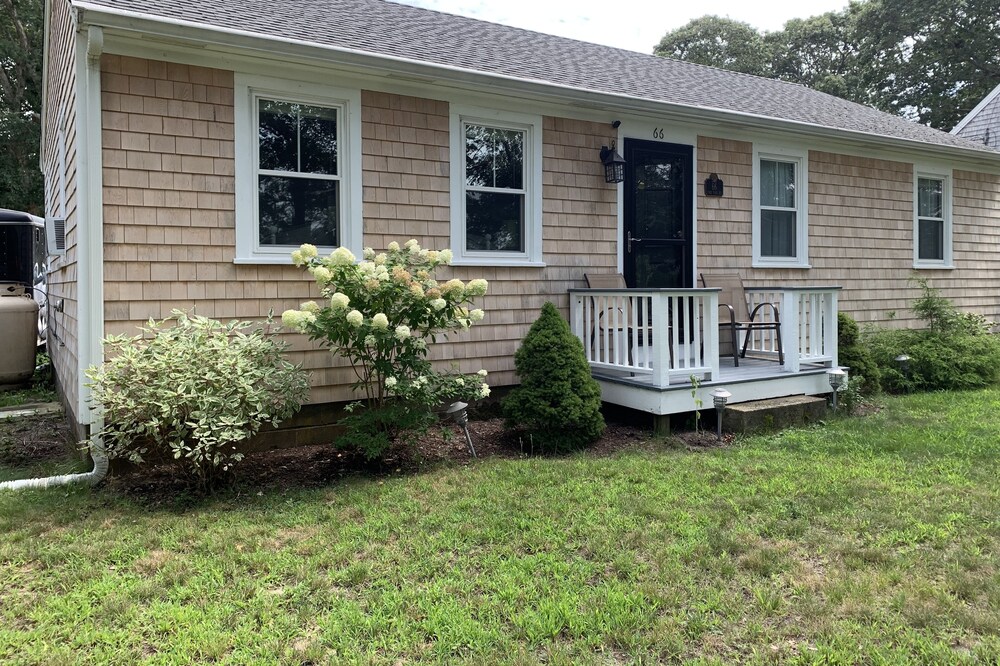🚲Vineyard Haven Home🌼