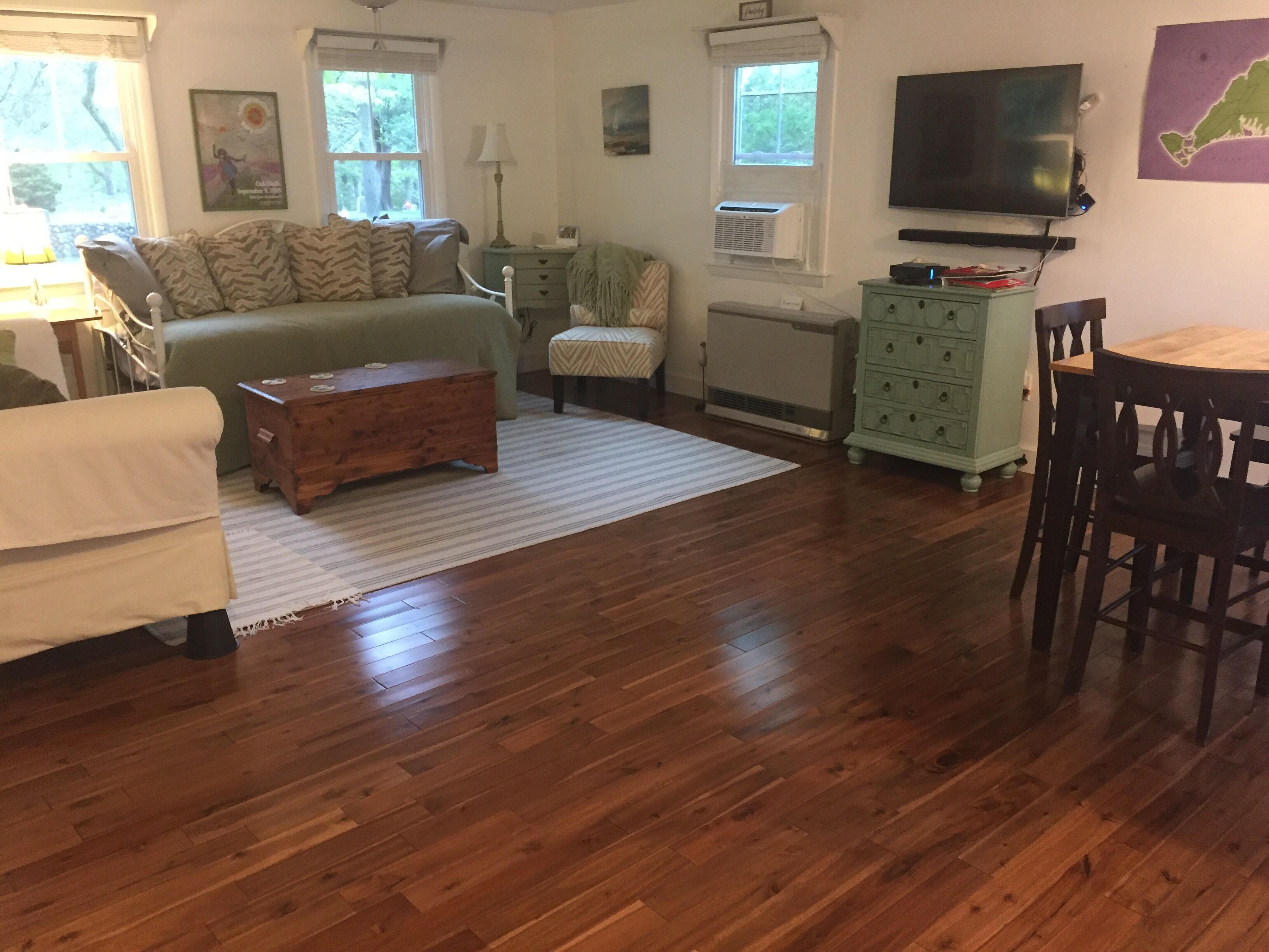 🚲Vineyard Haven Home🌼 