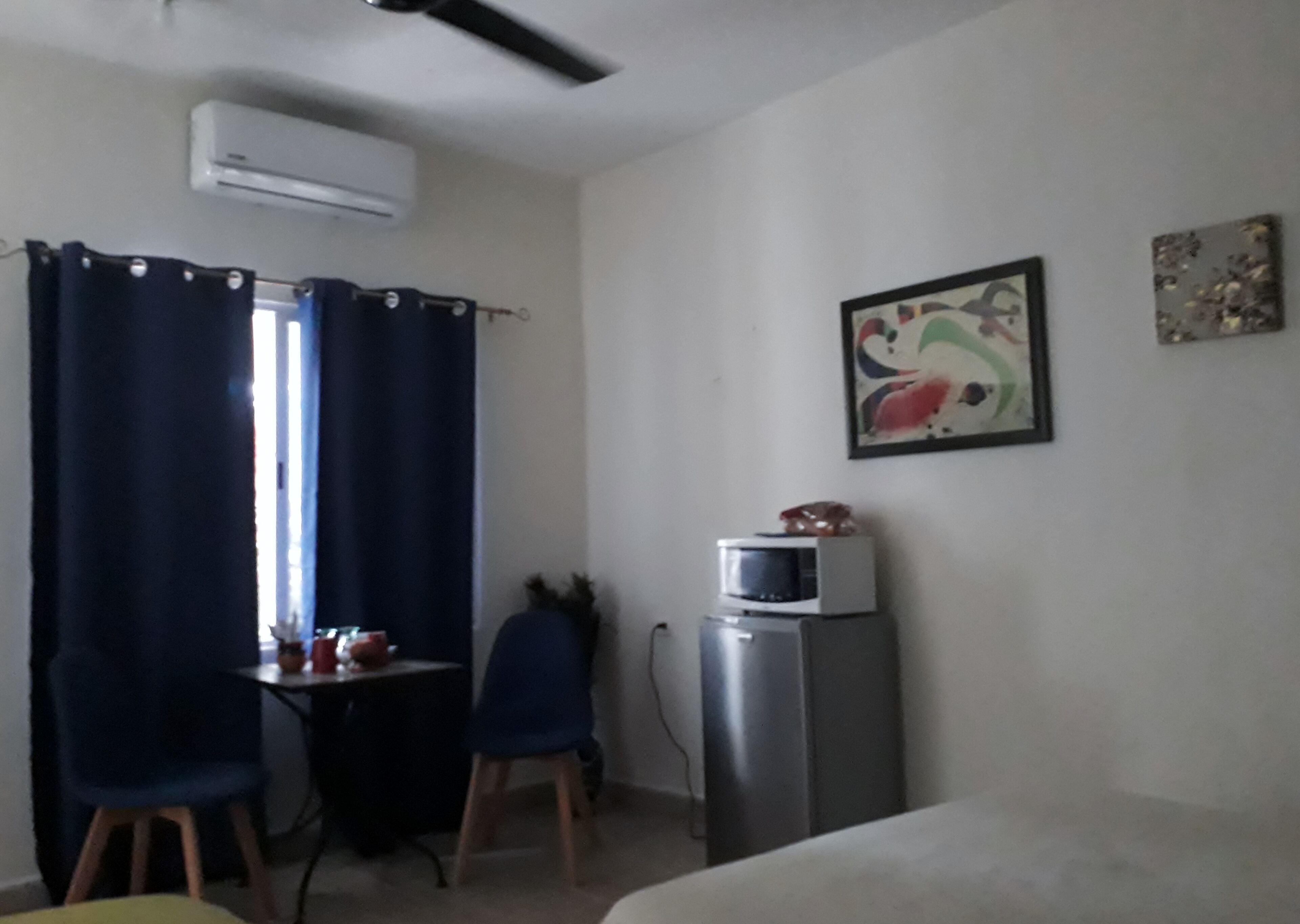 2 BED STUDIO WALKING DISTANCE ANYWHERE AT BEAROOMS AND STUDIOS 