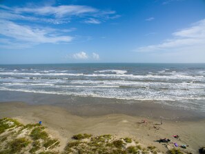 Solsenger og strandhåndklær