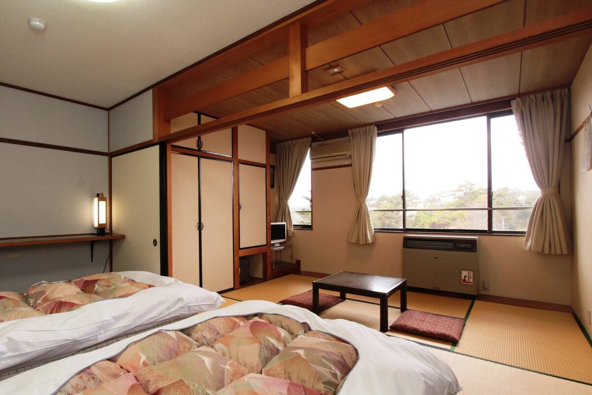 Japanese Western Style Room, Private Bathroom | WiFi (free), bed sheets