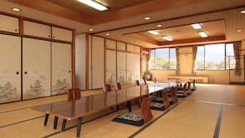 Japanese Style Room, Shared Bathroom | Free WiFi, bed sheets