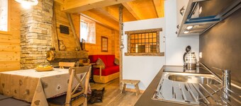 fantastisk hytte på kanten av skogen i Valle di Ledro for total avslapning