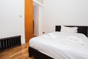 3 chambres, literie de qualité supérieure, fer et planche à repasser