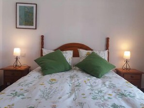 3 Schlafzimmer, Bügeleisen/Bügelbrett, WLAN, Bettwäsche