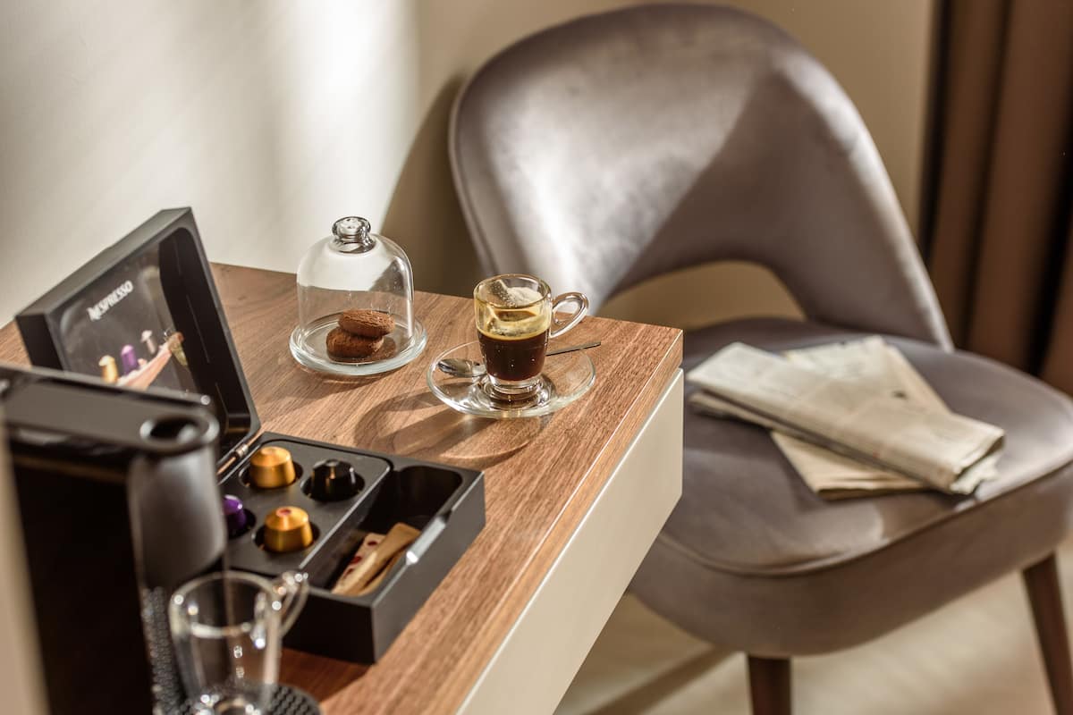 Kaffee und/oder Kaffeemaschine