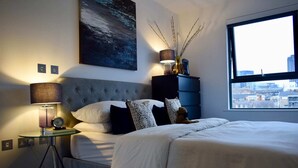 Apartment (1 Bedroom) - Contemporary 1 Bedroom Flat With Stunning London View (London)