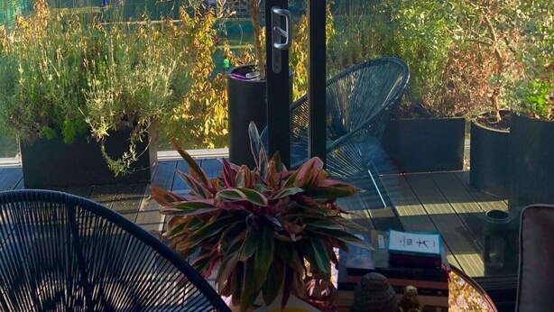 Apartment (1 Bedroom) | Balcony - Contemporary 1 Bedroom Flat With Stunning London View (London)