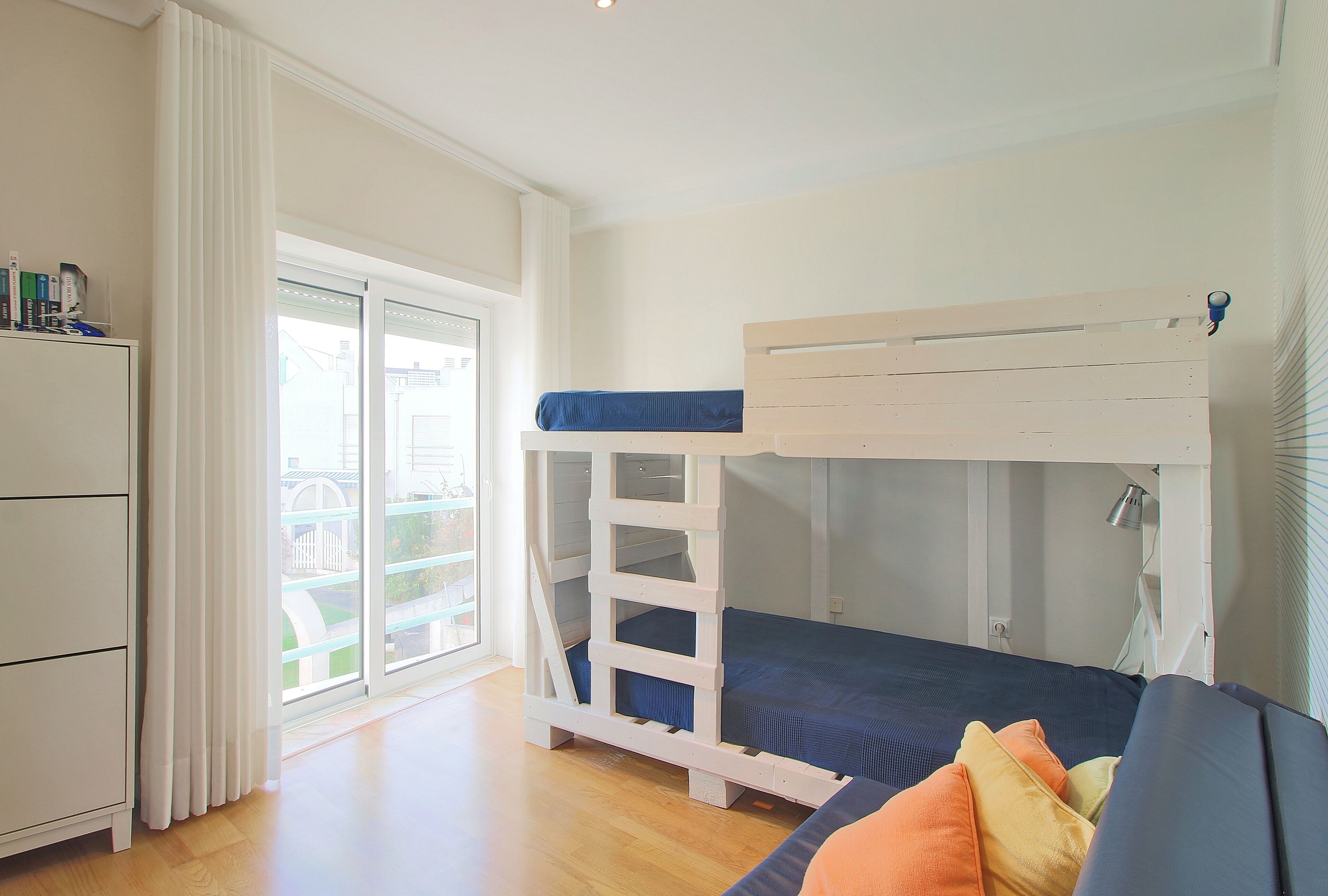 Pool & Tennis Beach House