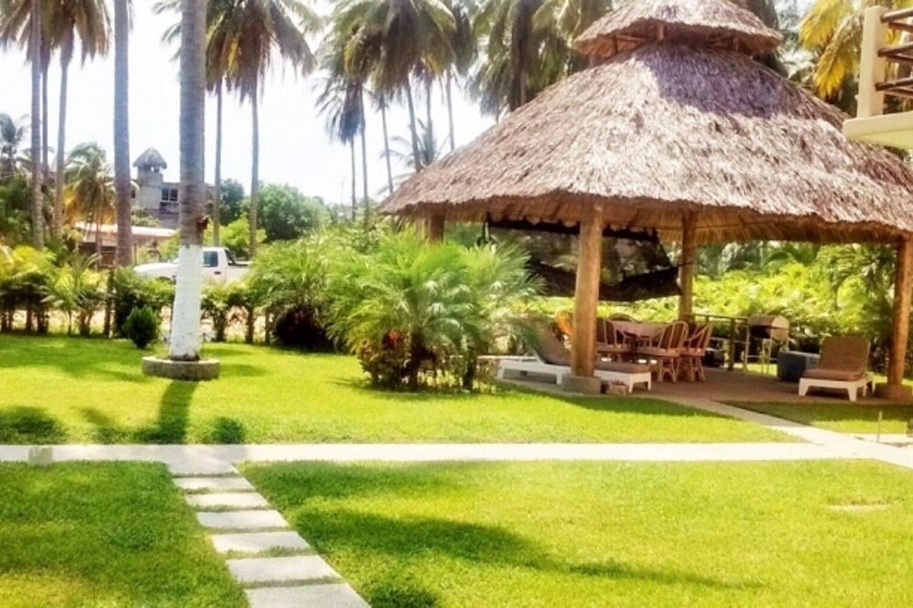 VILLAS BONFIL ACAPULCO