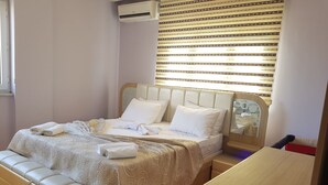 Cortinas blackout y sistema de insonorización 
