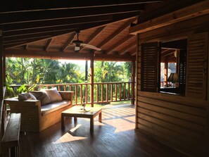 Property grounds - Villa Madera : Luxury Villa at walking distance from Cabarete Beach (Cabarete)