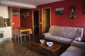 TV - Rural apartment Colla - Rubio for 4 people (Collado Mediano)