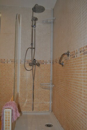Hair dryer, towels - Rural apartment Colla - Rubio for 4 people (Collado Mediano)