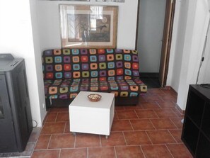 TV, fireplace, stereo