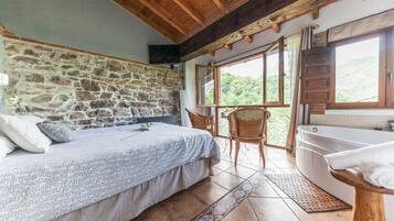 1 dormitorio, tabla de planchar con plancha, wifi gratis y ropa de cama