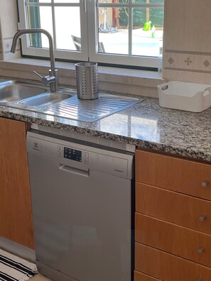 Interior - Quiet House with swimming pool (Nazaré)