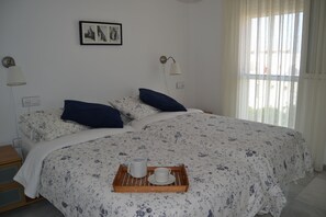 3 bedrooms, iron/ironing board, travel cot, free WiFi