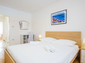 3 Schlafzimmer, Bügeleisen/Bügelbrett, kostenloses WLAN, Bettwäsche