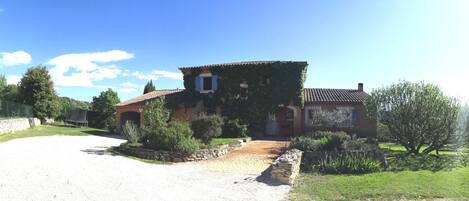 Extérieur