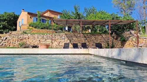 Country house with swimming pool on the edge of the Haut Var with views of the Ste Baume