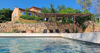 Country house with swimming pool on the edge of the Haut Var with views of the Ste Baume