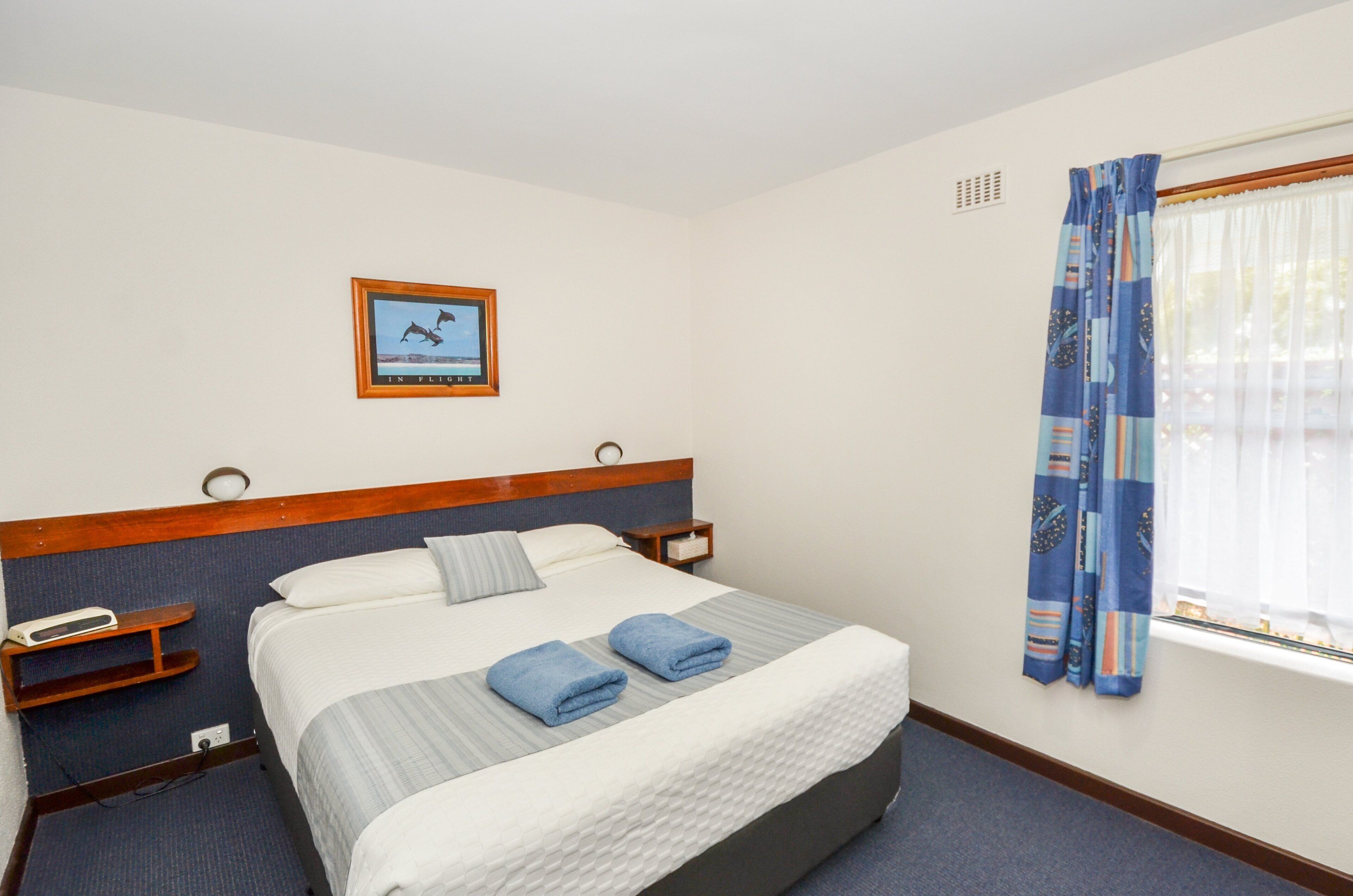 2 bedrooms, iron/ironing board, Internet, bed sheets