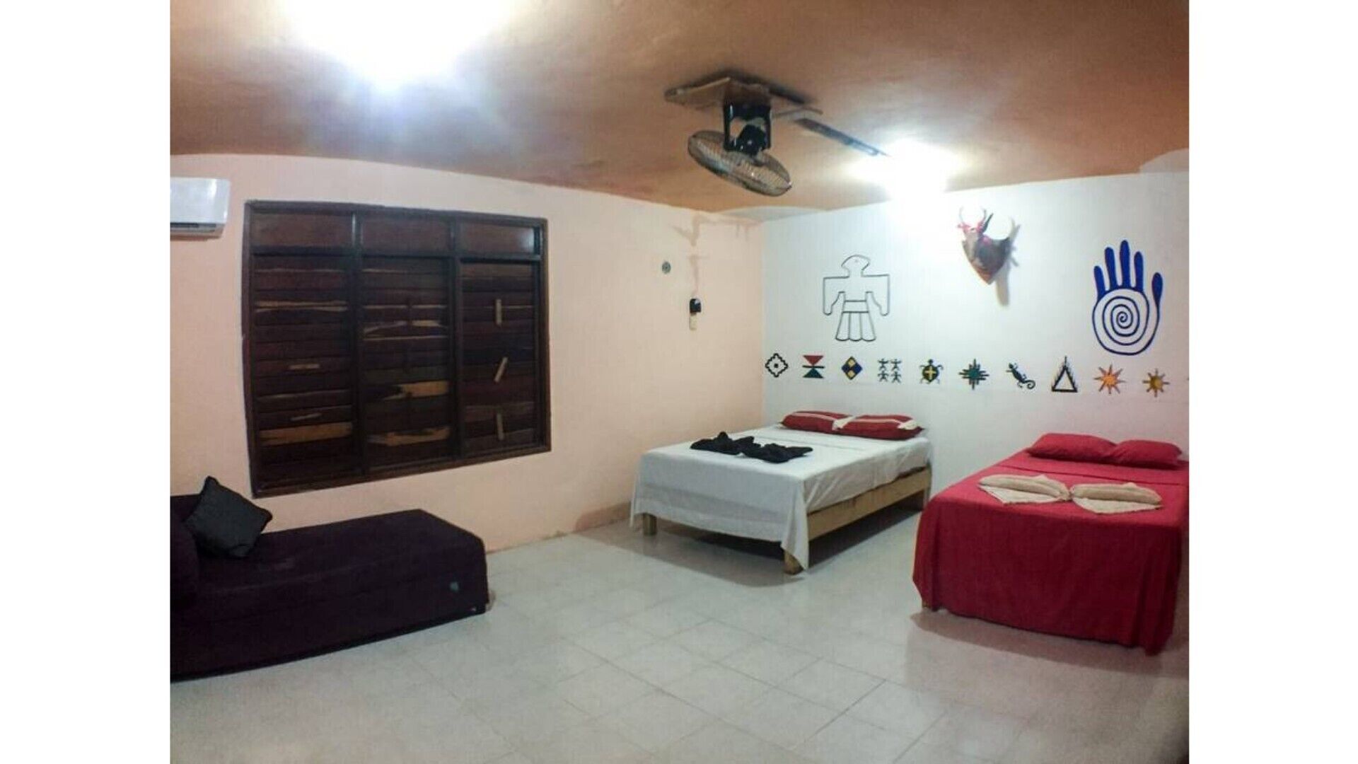 Huay Pix Cabin on the shores of Laguna Milagros