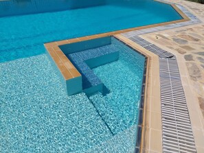 Utomhuspool