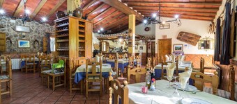 Self catering cottage Los Enebros for 4 people