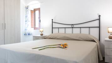 3 camere, ferro/asse da stiro, Wi-Fi gratuito, lenzuola