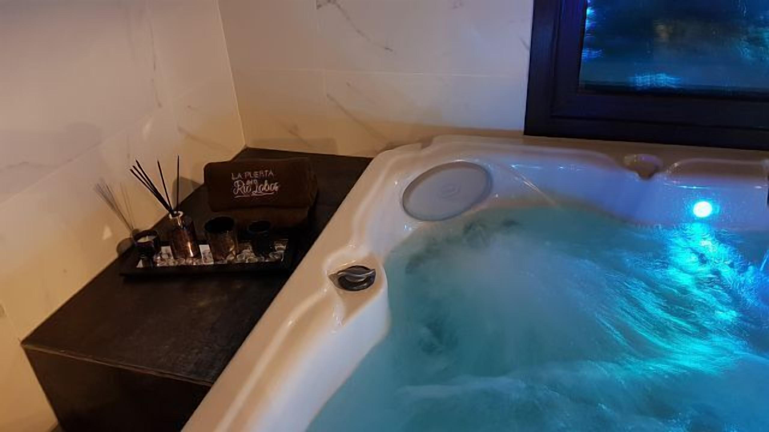 Self catering La Puerta del Rio Lobos for 10 people