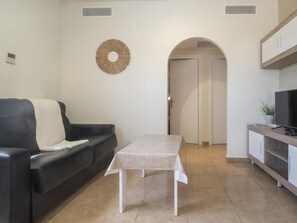 TV, fireplace - Ref. TERANYINA: Ground floor house with private pool. (l'Escala)