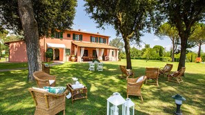 Property grounds - Villa Elisa 16, Emma Villas (Fucecchio)
