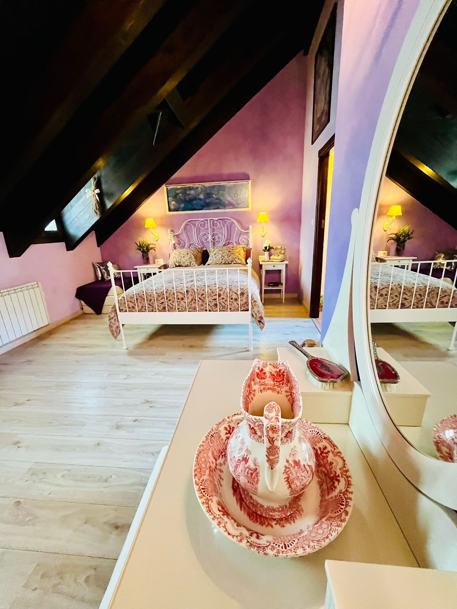 3 slaapkamers, een strijkplank/strijkijzer, wifi, beddengoed