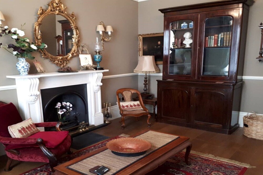 Luxury apartment in West Kensington