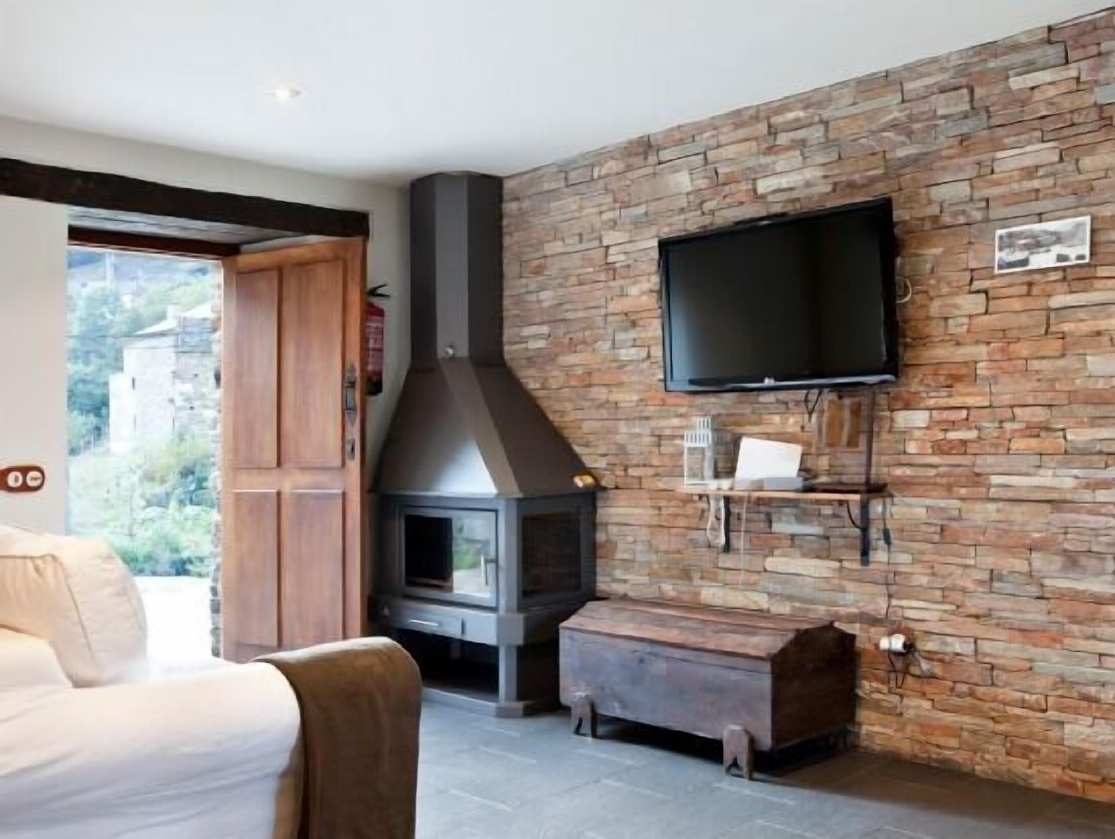 Self catering TAReira for 2 people