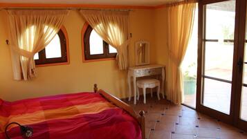 2 habitaciones y caja de seguridad en la habitación