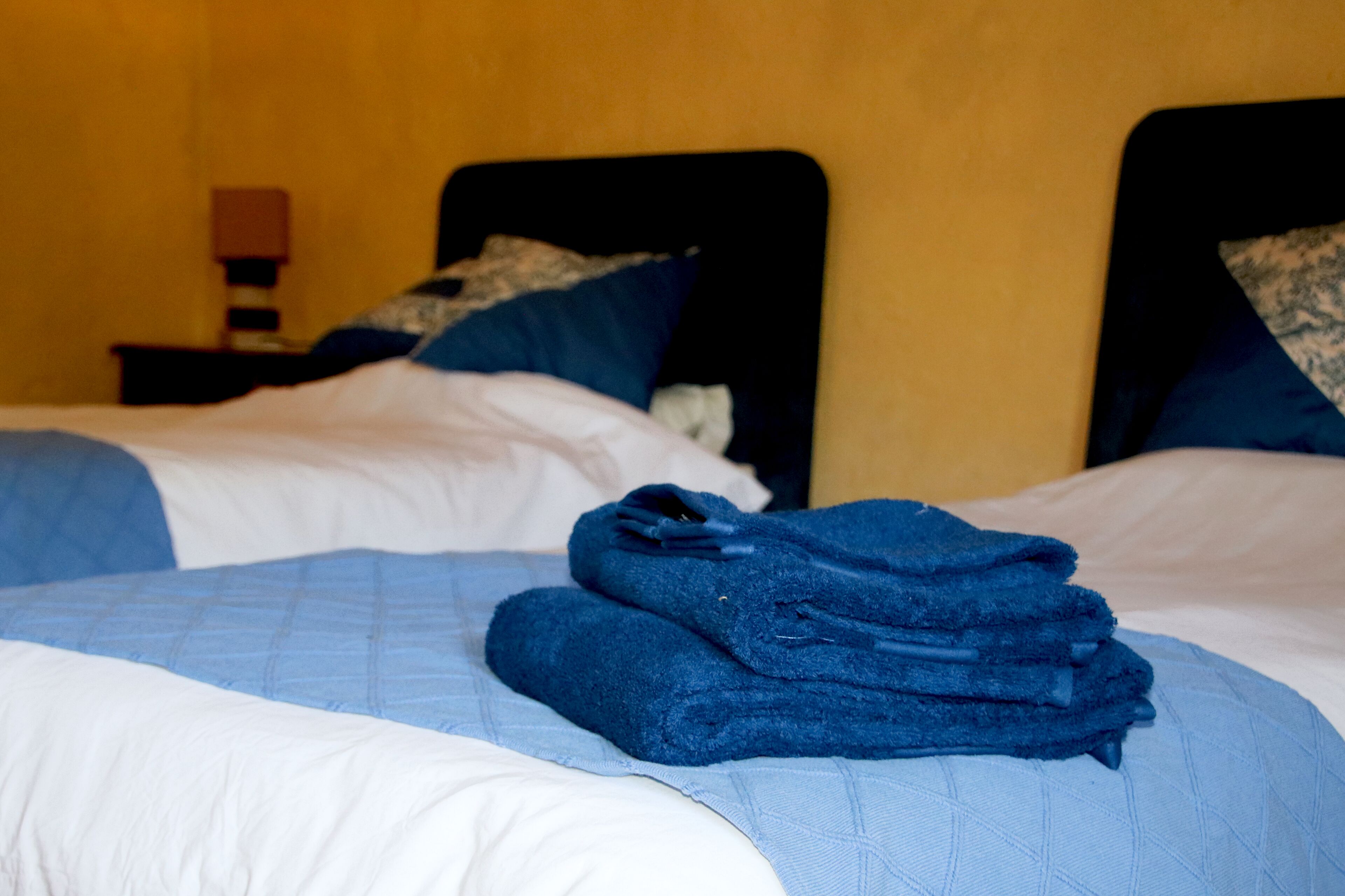 Holiday house in rural area overlooking the dam of the Caia.