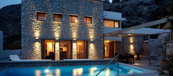 Villa Armonia, Exclusieve villa met 4 slaapkamers en een verwarmd privézwembad