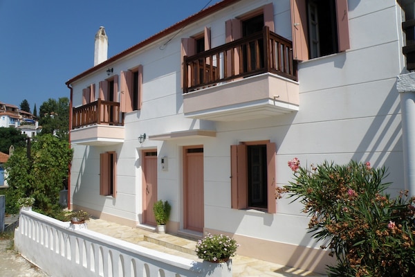 Ikia Vacation Houses