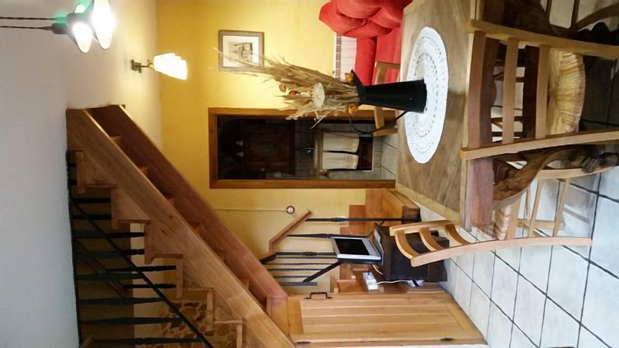 LA CORTE .Las Casas de Valdepielago for 4 people