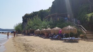 Beach - STUDIOS MAREMA APARTMENTS KORONI (KORONI)