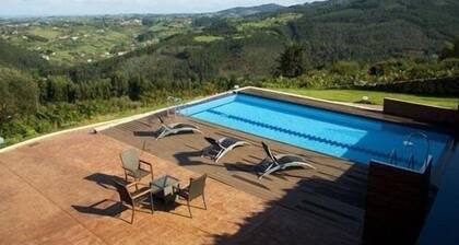 Maalaistalo Laboz 12 hengelle