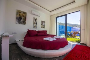 1 bedroom, iron/ironing board, internet, bed sheets - Romantic luxury "honeymoon" hideaway in the hills above Kalkan in a rural idyll (ISLAMLAR)