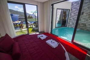 1 bedroom, iron/ironing board, Internet, bed sheets