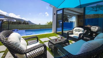 Innenpool, beheizter Pool