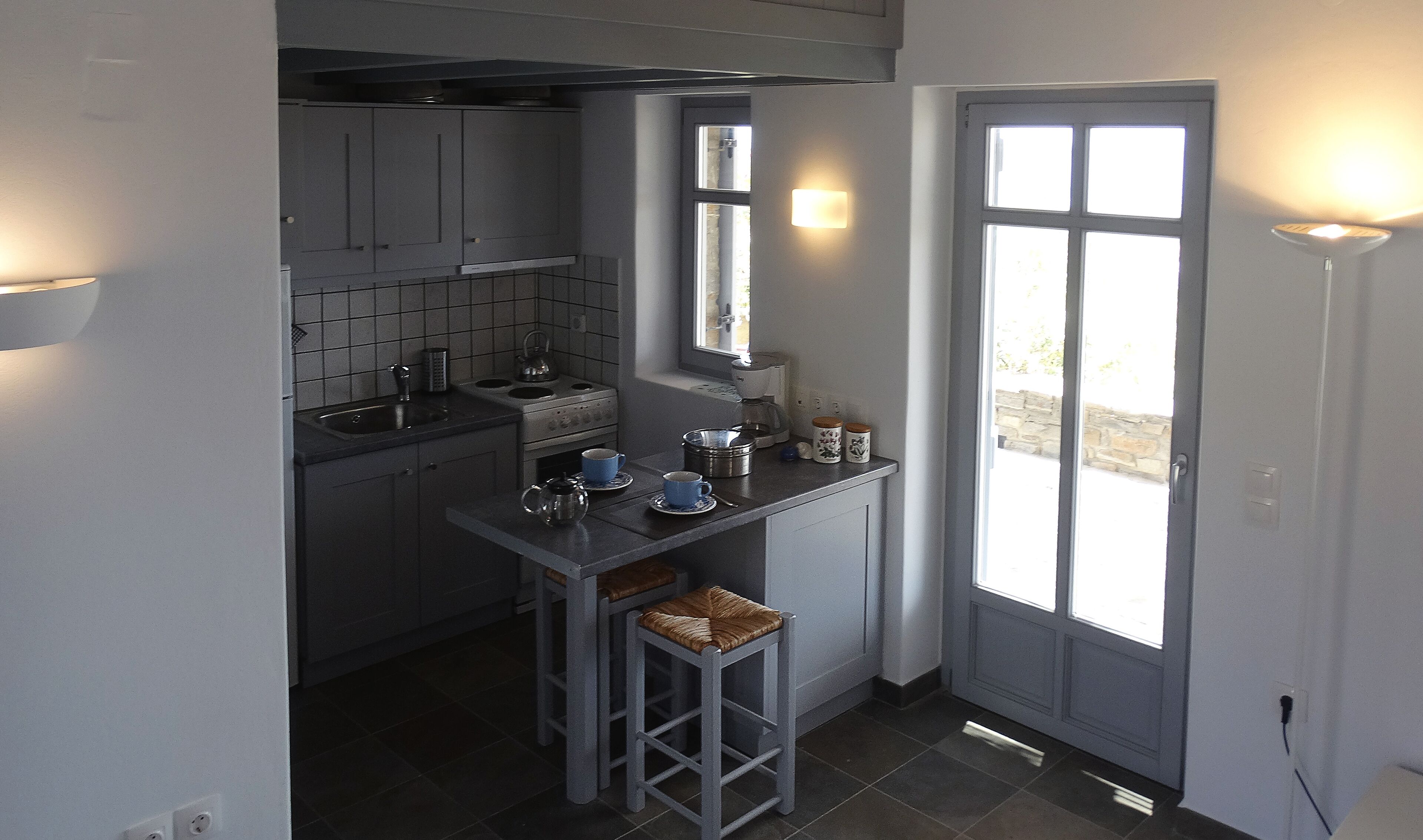 StoneHouse by the pool