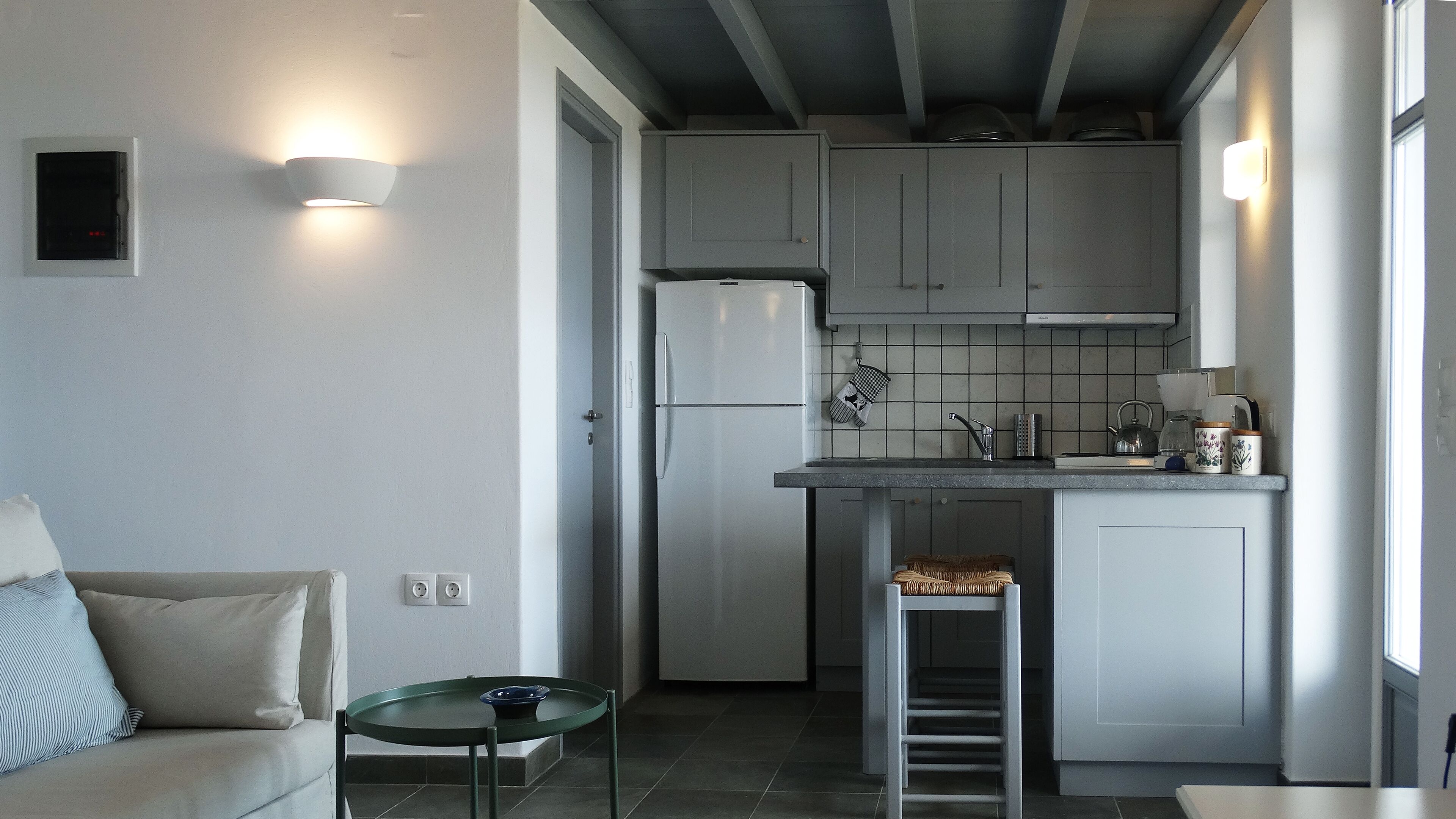 StoneHouse by the pool