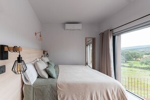 2 bedrooms, travel crib, free WiFi, bed sheets - San Pedro Rural Apartments (4 pax) in Valencia de Alcántara (Valencia de Alcántara)